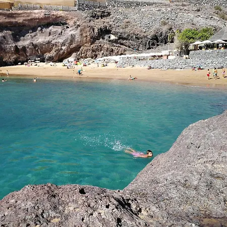 With 2 Bedrooms In With Wonderful Mountain View * Los Abrigos